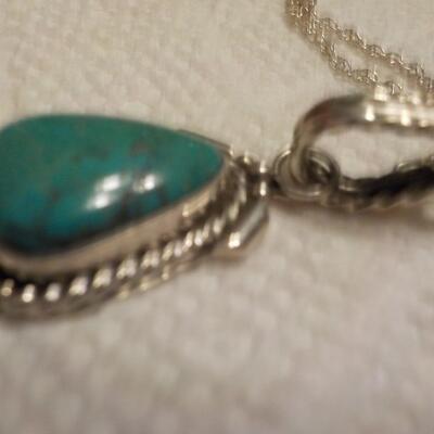 Vintage sterling turquoise stone necklace.