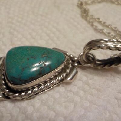 Vintage sterling turquoise stone necklace.