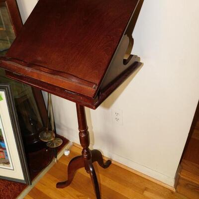 Wood Dictionary Stand Pulpit Lecturn