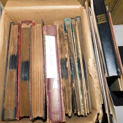 HUGE Record Lot (Mostly 78s) 