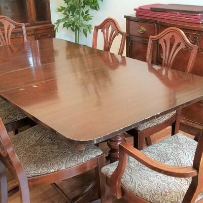 Lot #205  Vintage Dining Room Table and Six Chairs
