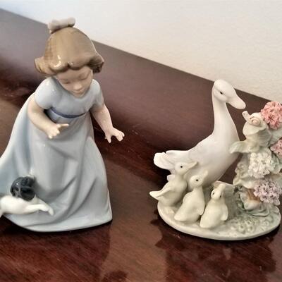 Lot #206  Two LLADRO figurines