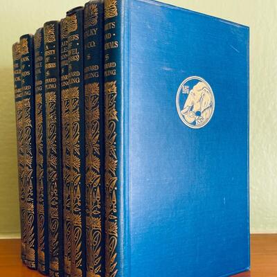LOT 84 - Rudyard Kipling Book Set - Macmillan Pocket Kipling 1930's