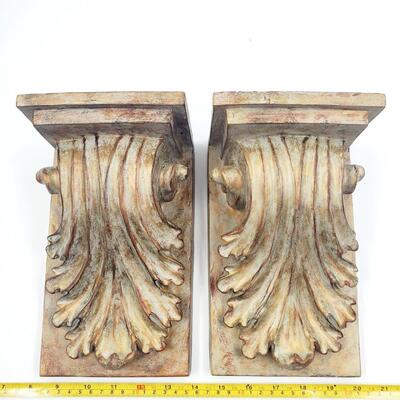 SET OF 2 DECORATIVE WALL CORBELS