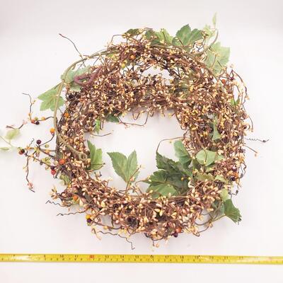 PIP BERRY GARLAND LOT OF 2