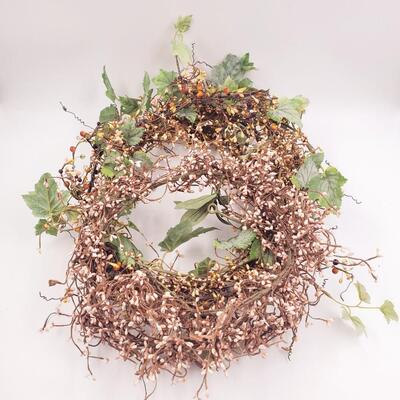 PIP BERRY GARLAND LOT OF 2
