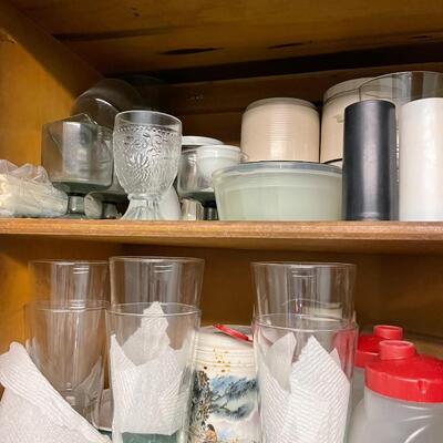 lot 41- Misc. kitchen items, pyrex, corning ware, Tupper ware, glassware