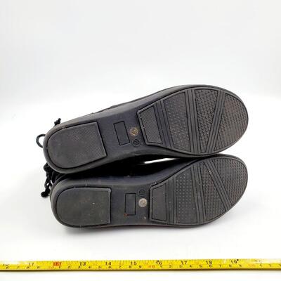 ARIZONA JEANS BLACK ANKLE BOOTS  SIZE 6 1/2