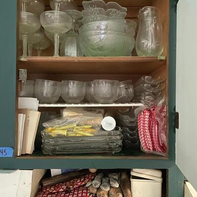 lot 45- Misc. kitchen items, oven mits, glassware