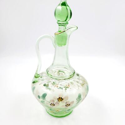 GREEN GLASS DECANTER WITH GLASS TOP STOPPER AND GLASSES 
