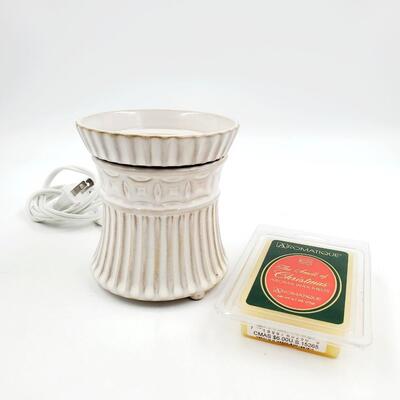 IVORY HOURGLASS WAX WARMER WITH ARMOMATIQUE WAX MELTS