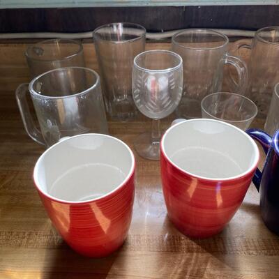 lot 79- set of (12) misc. glasses, vintage Redskins mug