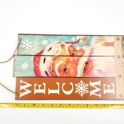 CHRISTMAS IN JULY~WELCOME SANTA HANGING SIGN