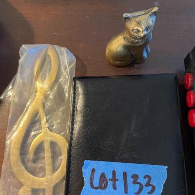 lot 133- Cassette player, wallet, brass cat, brass musical note, coin/medallion