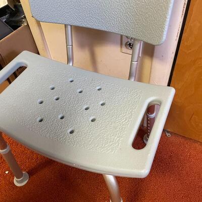 lot 170- medical chair, bath handle, bedside toilet, cane