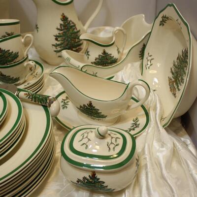 54 Pieces SPODE Christmas china dinner serving accent JS/LG - LOCAL CORVALLIS PICK UP ONLY