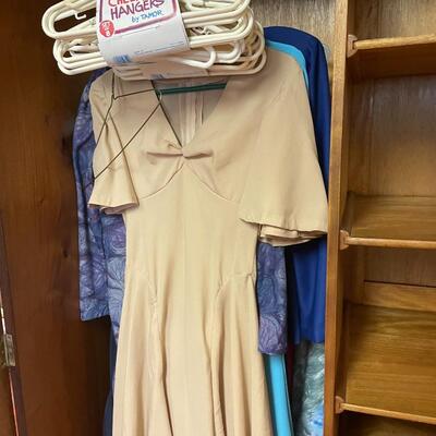 lot 180- mid century modern wood wardrobe cabinet with contents (41 in. wide, 68 in. tall, 19 in. long)