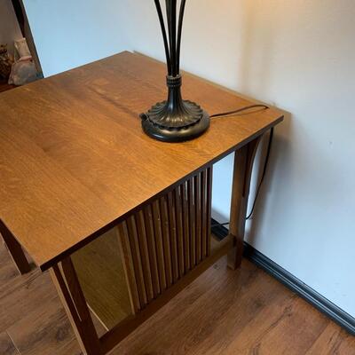 #19 Stickley Mission Spindle End Table (retails for $2500 new) in GREAT CONDITION!