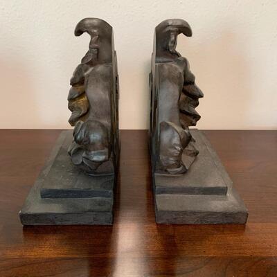 #117 Lovely Bookends