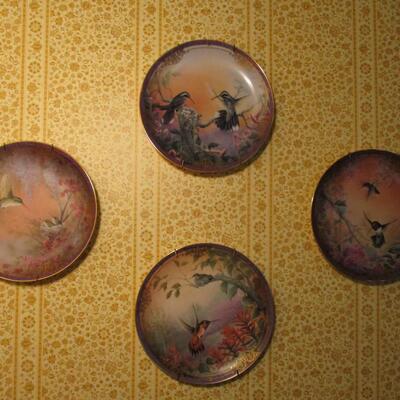 Set of Four Bradford Exchange Collector Plates Nature's Little Treasures