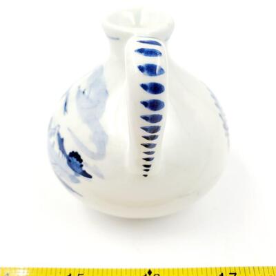 DELFTS HAND PAINTED PITCHER MADE IN HOLLAND