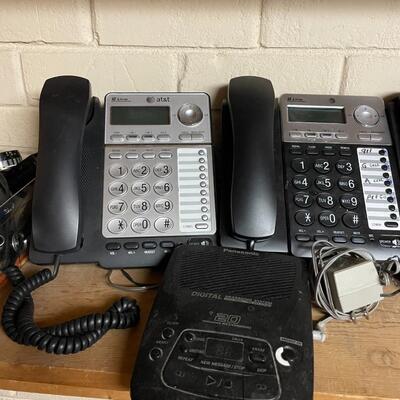 Lot 203- misc. set of AT&T phones
