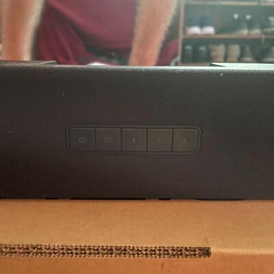 Lot 205- Vizio sound bar 