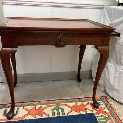 344. Beautiful Hickory Chair Co. Candlestick Table