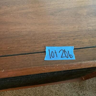 lot 206- Vintage speaker