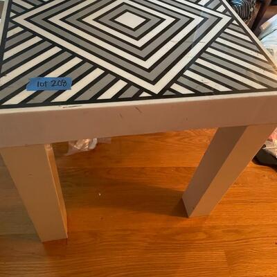 lot 208- retro table