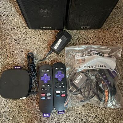 lot 224- KLH speaker, Insignia speaker, misc. roku remotes