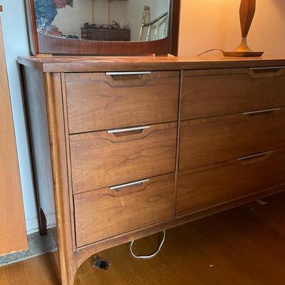 lot 236- mid century modern dresser with mirror and contents