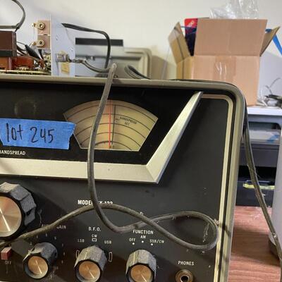 lot 245- antique hallicrafters model SX-122