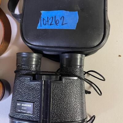 lot 262- Sky searcher 4 x 30 telepower lens binoculars, Bausch and comb optical Co. USA binoculars with original case