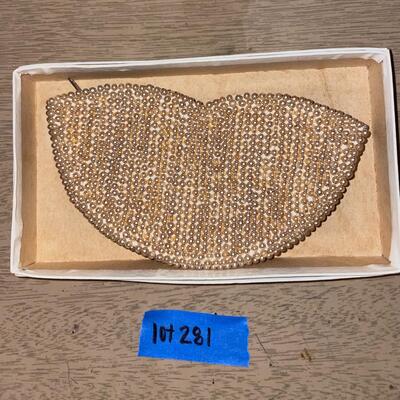 Lot 281- Vintage purse