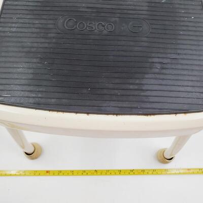 COSCO CREAM COLORED METAL FOOT STOOL WITH RUBBER NON SLIP TOP