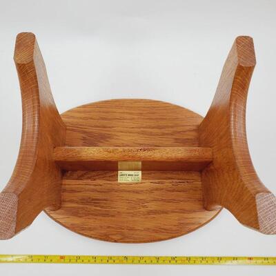LARRY'S WOOD SHOP OVAL TOP SOLID WOOD STEP STOOL