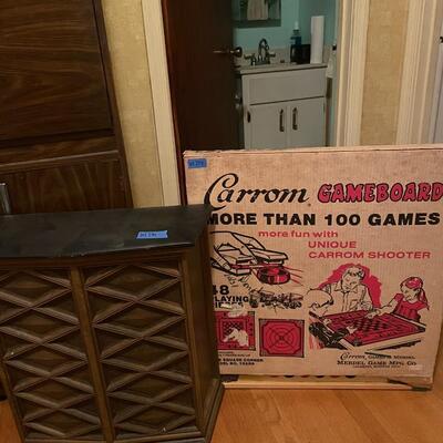 lot 294- Carrom gameboard, basket/chest