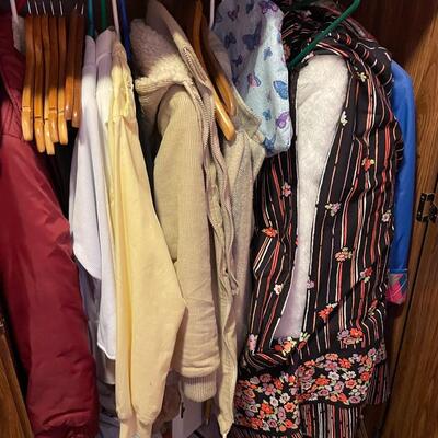 lot 306- (2) cabinets with all contents