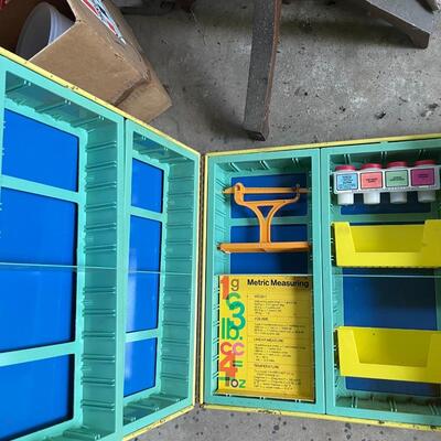 lot 324- Chem craft vintage set