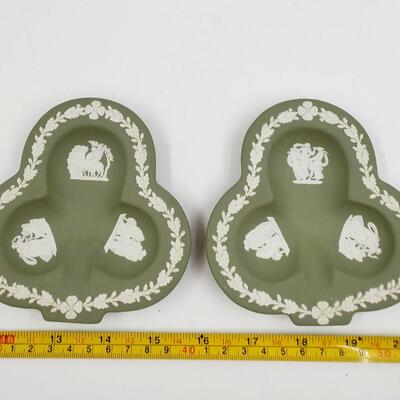 WEDGEWOOD SAGE GREEN JASPERWARE CLOVER DISH 