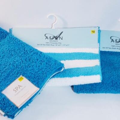 91 - Turquoise Bath Rugs