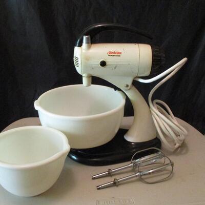 Vintage 1950's  Stand Up Metal Body Mixer with Bowls