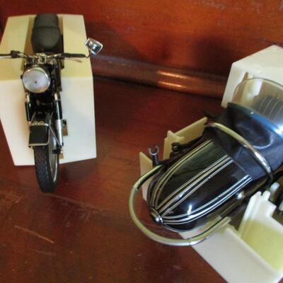 Franklin Mint 1957 BMW Motorcycle and Side Car 