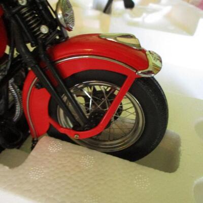 Franklin Mint 1948 Harley-Davidson Panhead RED Road Rally Edition Motorcycle