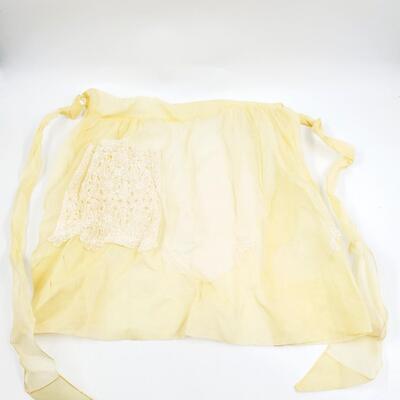 VERY PRETTY VINTAGE SHEER YELLOW APRON WITH FLORAL POCKET