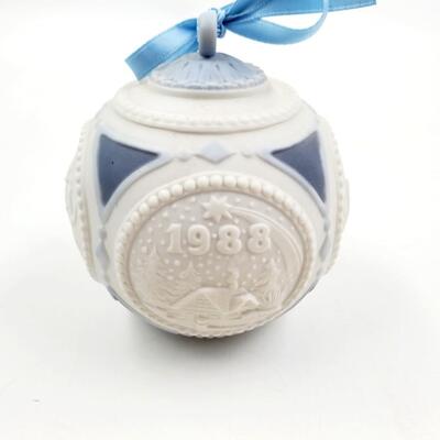 GENUINE LLADRO PORCELAIN CHRISTMAS ORNAMENTS WITH ORIGINAL BOXBUNDLE OF 3 