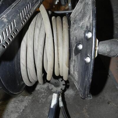 LOT 8  CLEANING SYSTEM