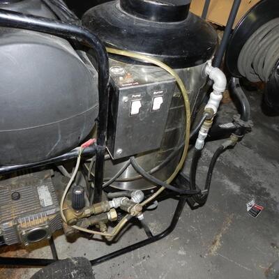 LOT 8  CLEANING SYSTEM
