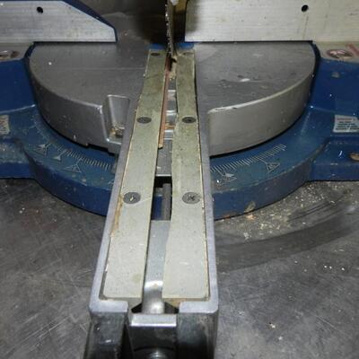 LOT 7   RYOBI 8 1/2" SLIDING COMPOUND METER SAW